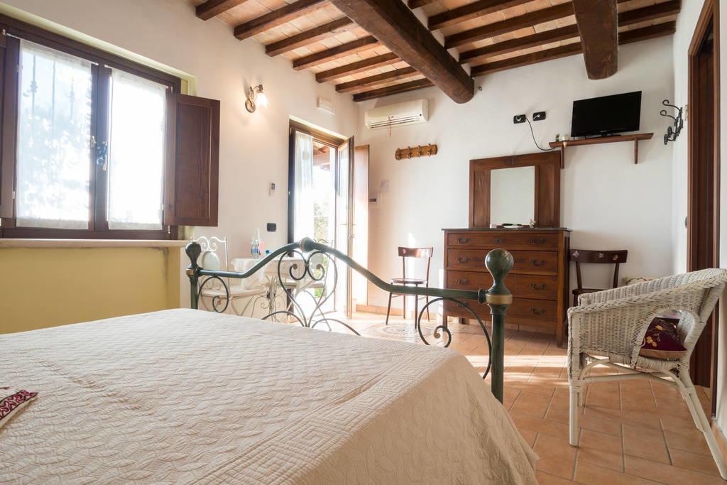 Вилла La Casa Di Gelsomino Масса-Мартана Экстерьер фото